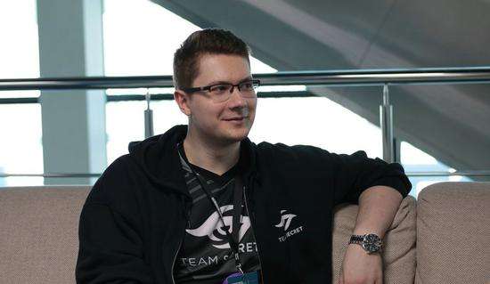 不仅是马洛 不仅是马洛