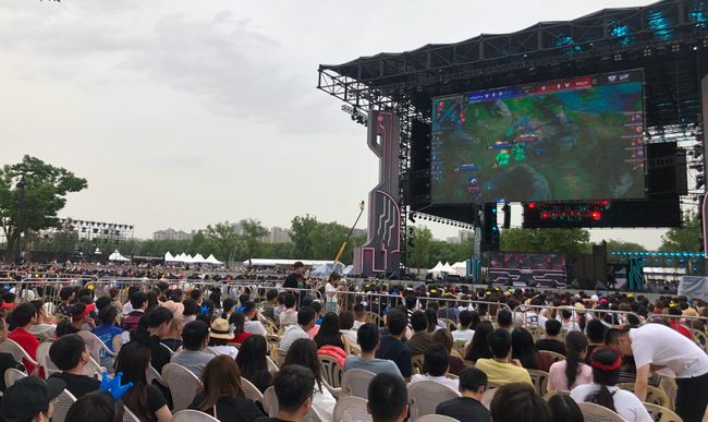 中场中少见 中场中少见