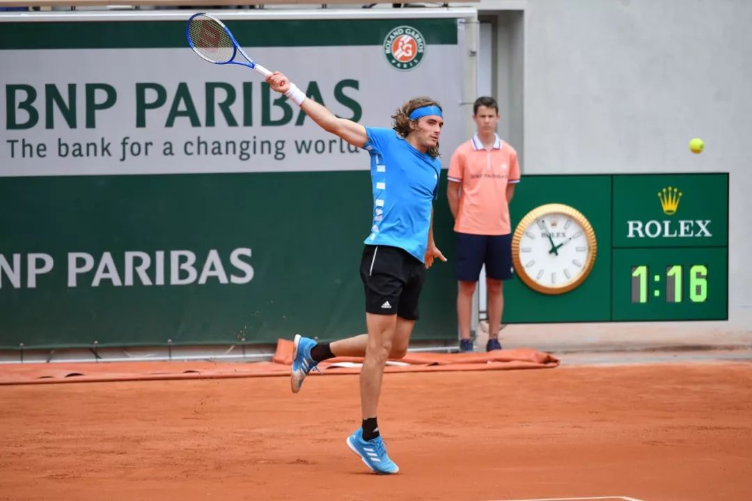 面对防守球 面对防守球