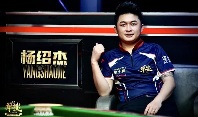 的激烈竞争 的激烈竞争