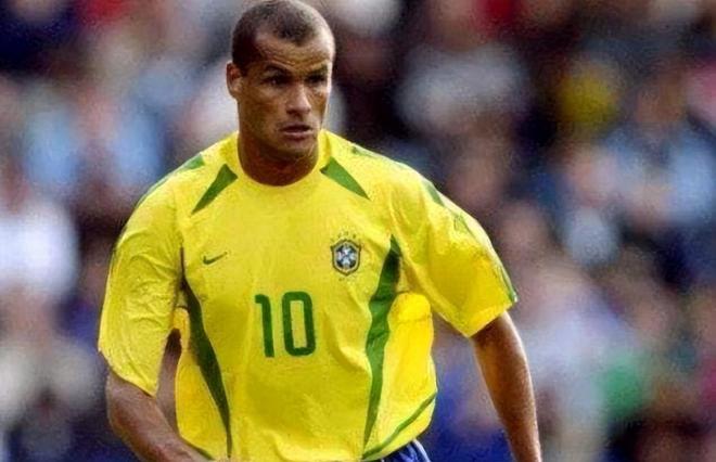 现为球迷奉 现为球迷奉