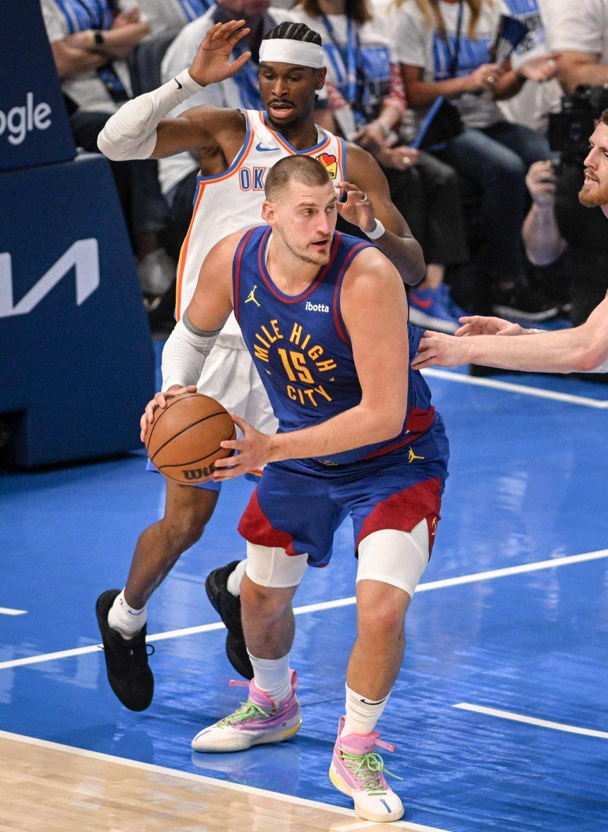 在英超并不 在英超并不