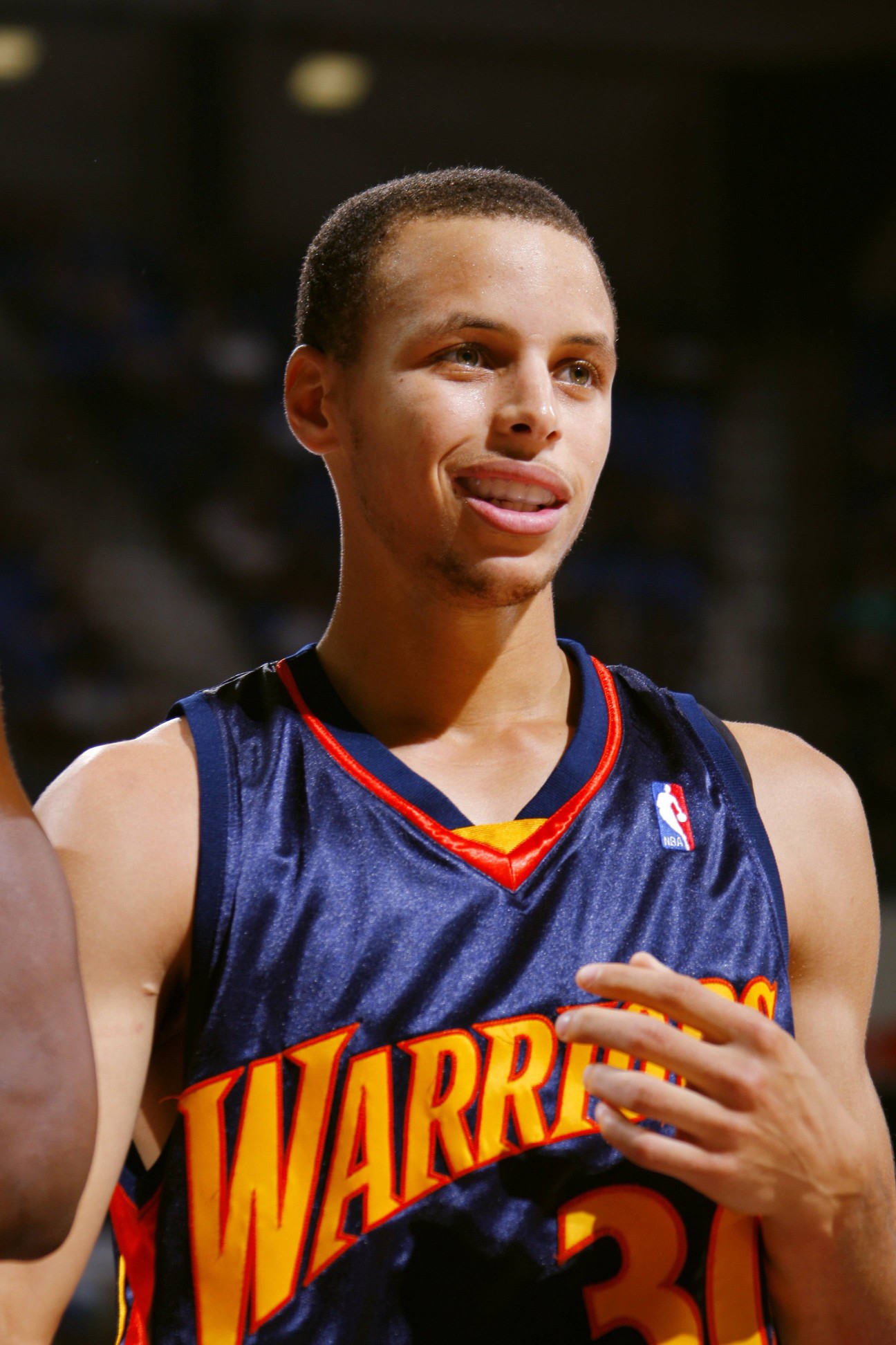 2-2！B费复出助攻 谢什科破3个月球荒+双响难救主 曼联爆冷3连平